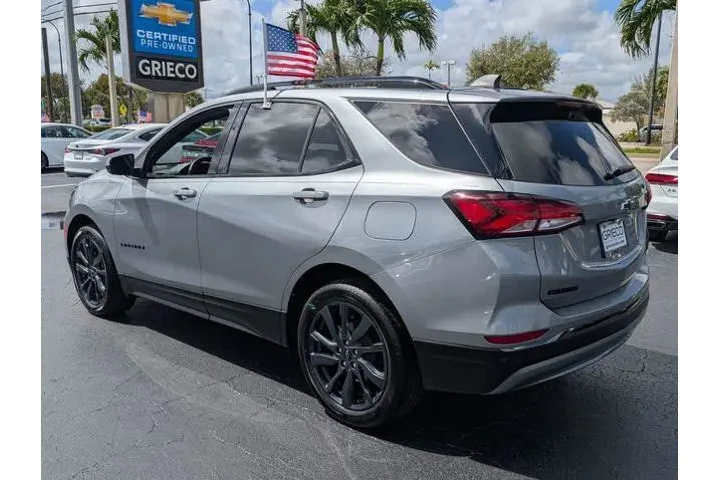 $23000 : Chevrolet Equinox 2023 RS 4d image 5