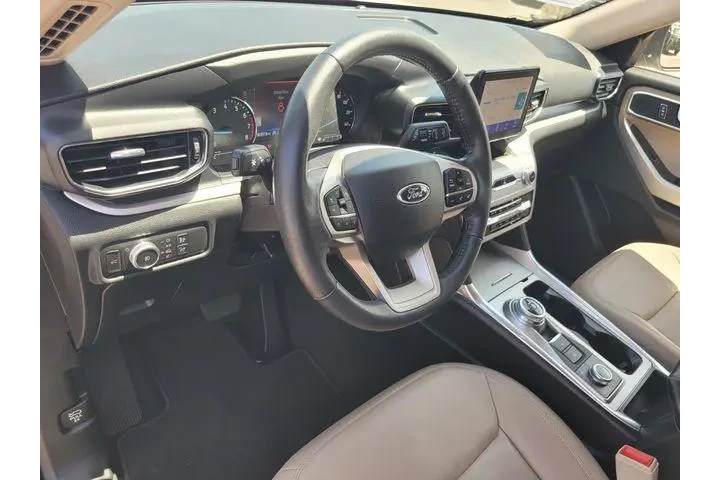 $24235 : Ford Explorer 2020 AWD XLT 4 image 9