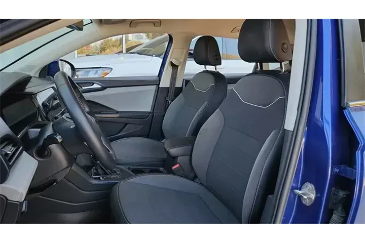 $22483 : Volkswagen Taos 2024 SE 4dr image 10