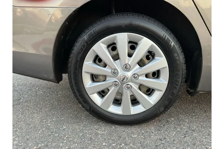 $8995 : 2016 Sentra SV image 8