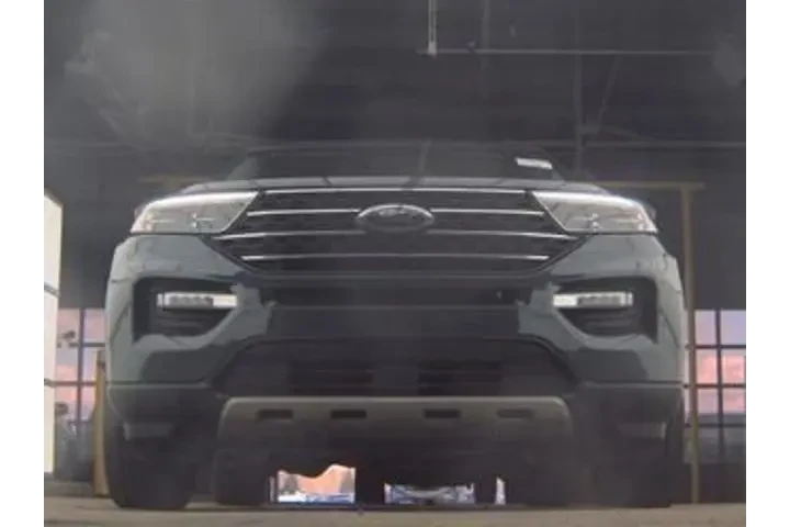 $30955 : Ford Explorer 2023 AWD XLT 4 image 7