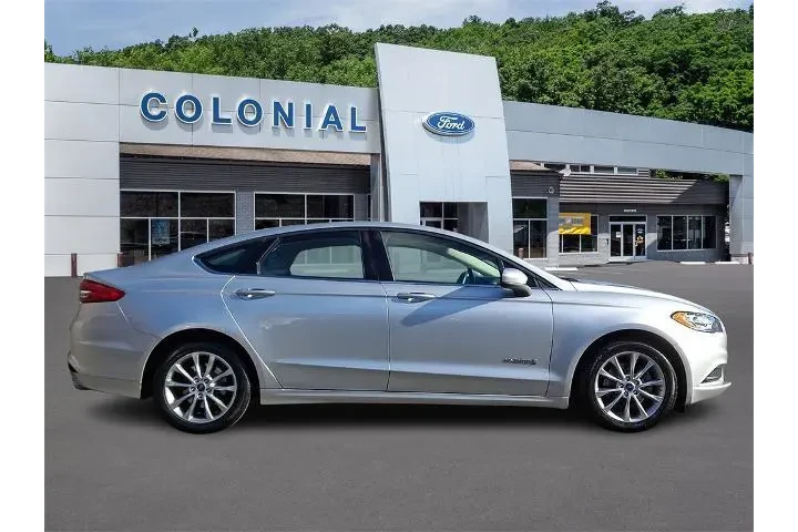 $13530 : Ford Fusion Hybrid 2017 S 4d image 7