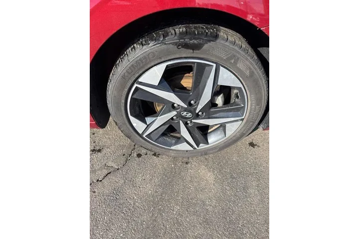 $18490 : Hyundai ELANTRA 2023 SEL 4dr image 10