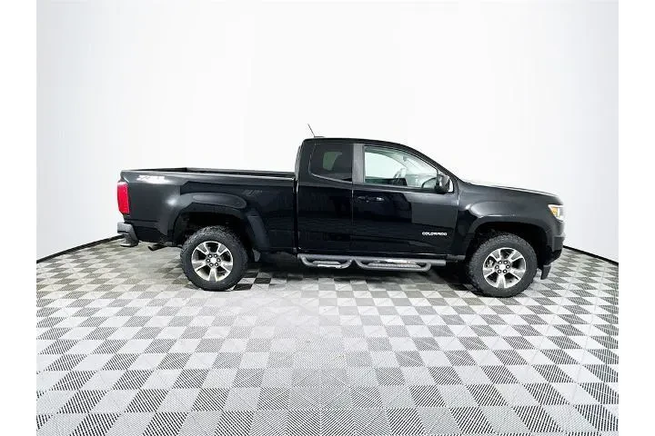 $17966 : Chevrolet Colorado 2016 4x4 image 8