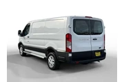 $32992 : Ford Transit 2024 250 3dr LW thumbnail