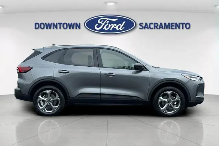 $24991 : Ford Escape 2025 AWD ST-Line image 10