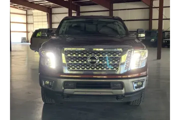 $28900 : 2016 TITAN XD SL image 3