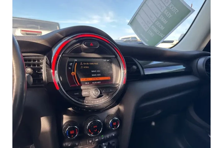 $16217 : MINI Hardtop 2 Door 2019 Coo image 10