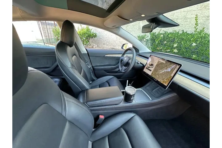 $24999 : 2021 Model 3 Standard Range P image 3