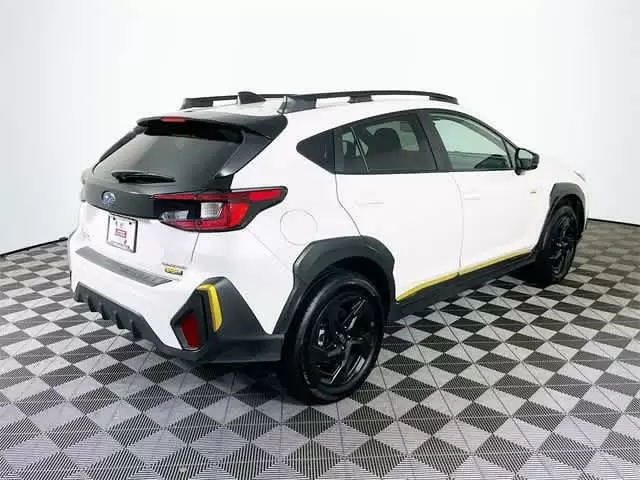 $28980 : PRE-OWNED 2024 SUBARU CROSSTR image 10