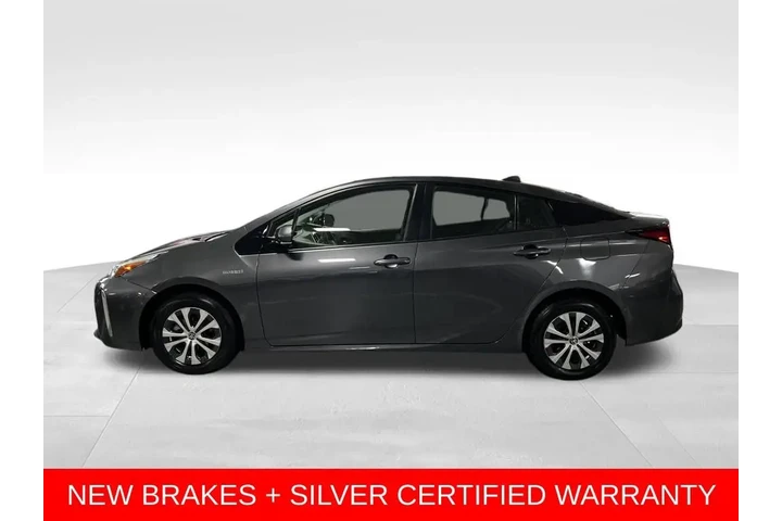 $19888 : Silver Certified2019 Prius LE image 2