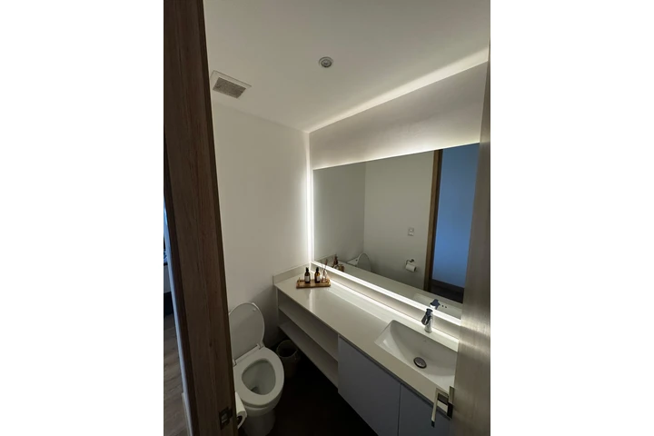 $350000 : Apartamento zona 15 en Venta image 8