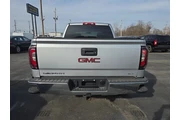 $31995 : 2018 GMC Sierra 1500 SLT Crew thumbnail