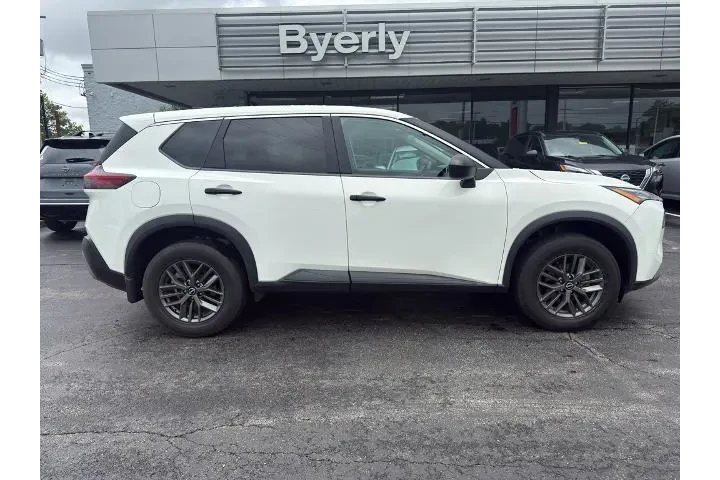 $19995 : Nissan Rogue 2023 S 4dr Cros image 1