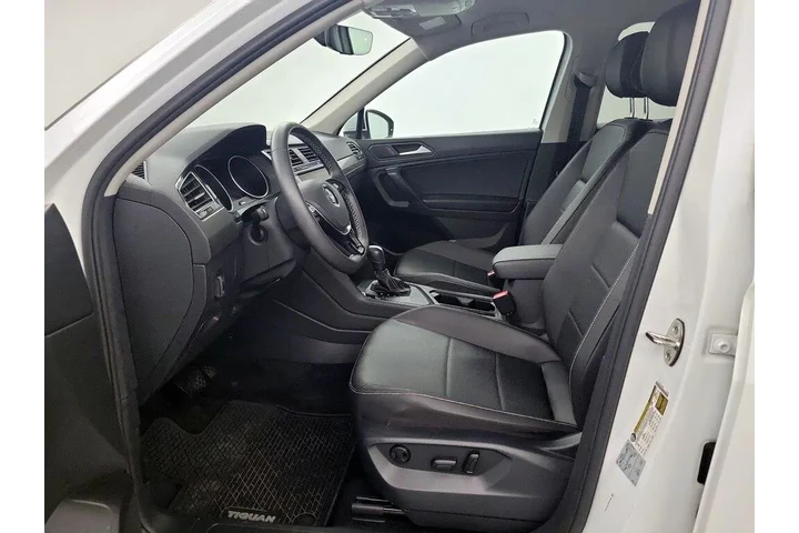 $22998 : Volkswagen Tiguan 2021 SE 4d image 10