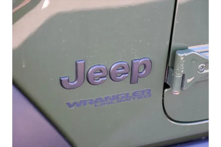 $25600 : Jeep Wrangler Unlimited 2021 image 10