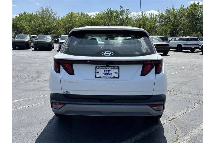 $25815 : Hyundai TUCSON 2025 SE 4dr S image 6