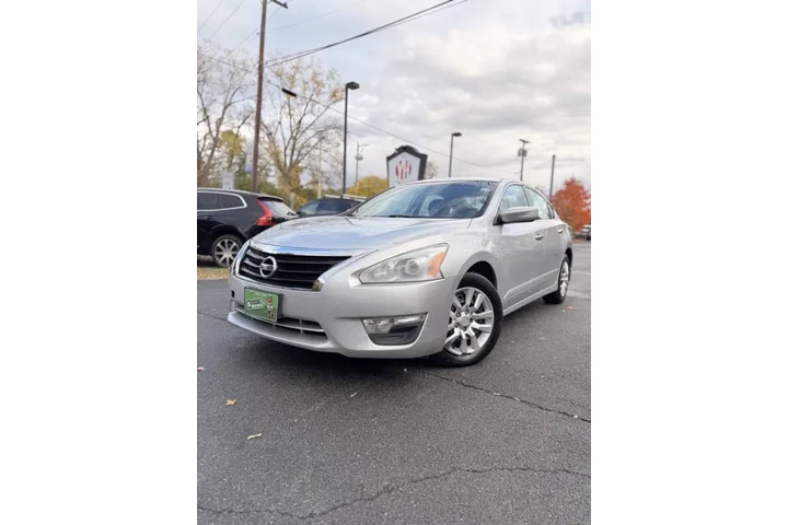 $6995 : 2015 Altima 2.5 S image 3