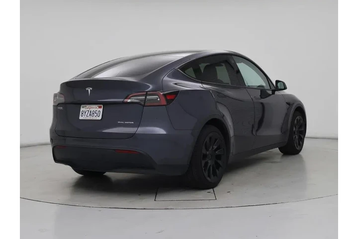 $31998 : Tesla Model Y 2022 AWD Long image 8