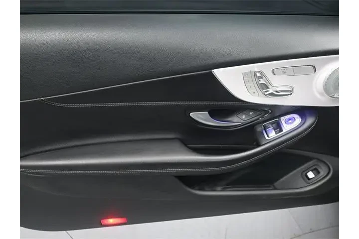 $23550 : Mercedes-Benz C-Class 2021 C image 6