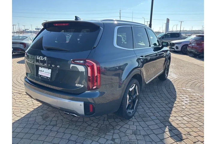 $34999 : 2024 Telluride S image 5