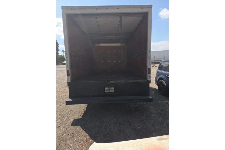 $14500 : 2018 Isuzu NPR image 5