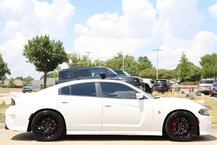 $45992 : 2016 Charger SRT Hellcat image 8