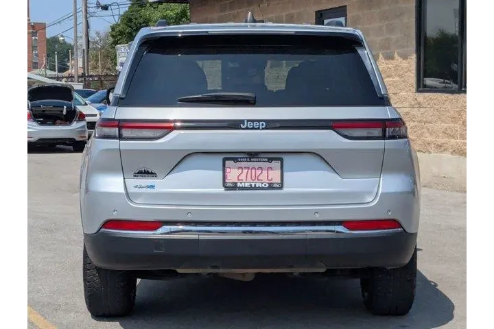 $25999 : Jeep Grand Cherokee 2023 4x4 image 5
