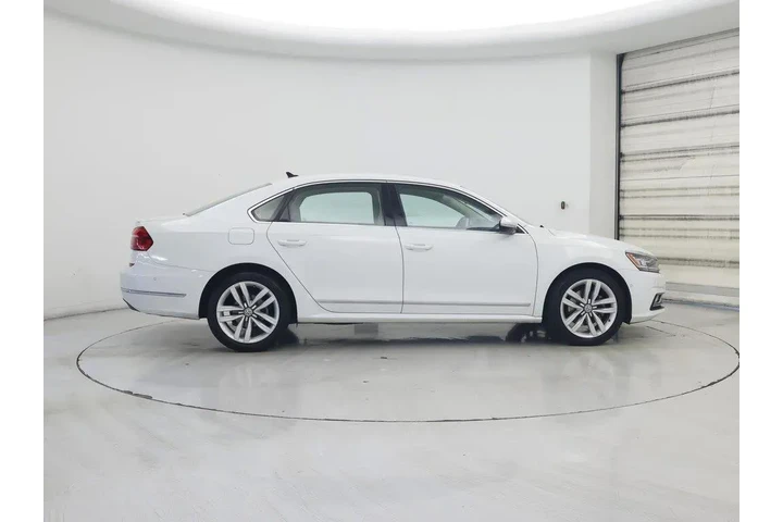 $13599 : Volkswagen Passat 2016 1.8T image 7