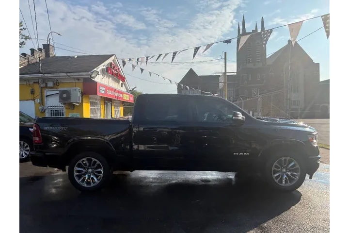 $24995 : 2021 RAM 1500 Laramie image 10
