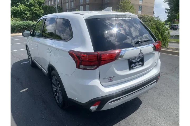 $9995 : 2020 Outlander SE image 4