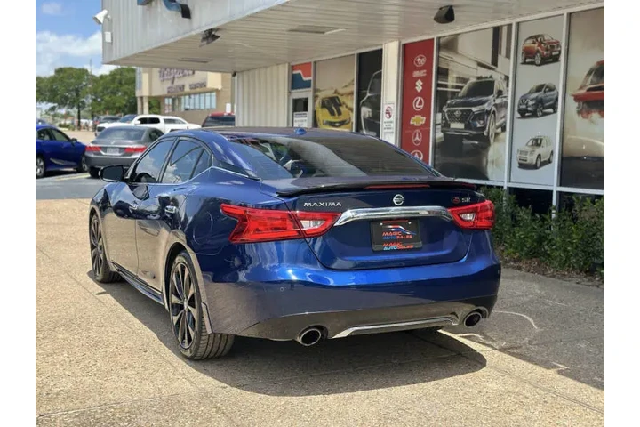 $17499 : 2017 Maxima 3.5 S image 7