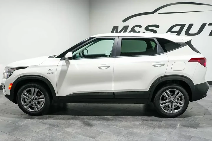 $18790 : 2023 Seltos image 3