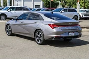 $20992 : Hyundai ELANTRA 2023 Limited thumbnail