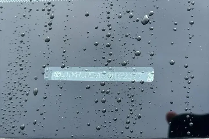 $21990 : Toyota RAV4 Hybrid 2018 AWD image 3