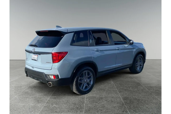 $32737 : Honda Passport 2023 AWD EX-L image 5