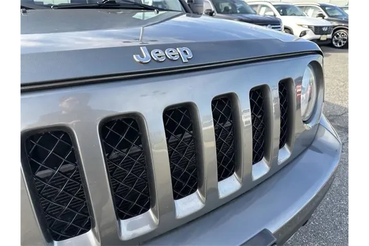 $8800 : Jeep Patriot 2012 4x4 Sport image 10