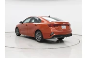 $17998 : Kia Forte 2023 LXS 4dr Sedan thumbnail