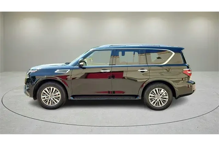 $32466 : Nissan Armada 2023 4x2 SL 4d image 6