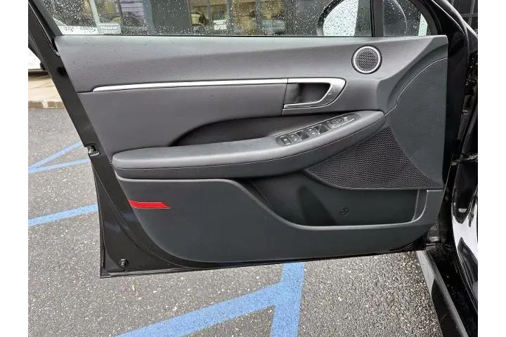 $20777 : Hyundai SONATA 2023 SEL 4dr image 8