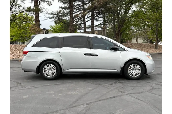 $7900 : 2014 Odyssey LX image 6