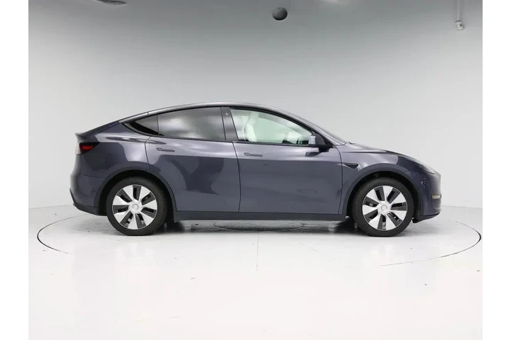 $30998 : Tesla Model Y 2021 AWD Long image 7