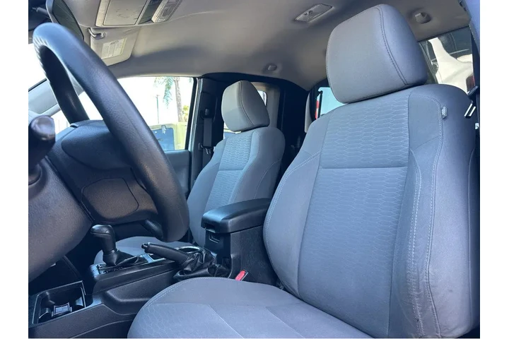 $20777 : 2019 Tacoma 2WD SR image 8