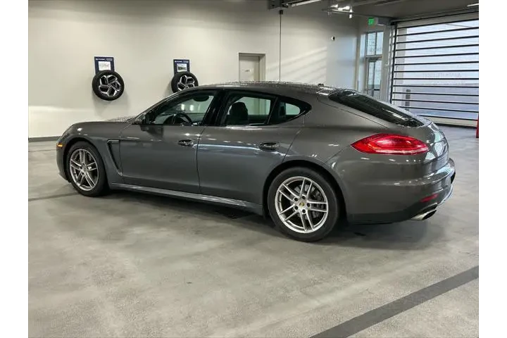 $28500 : Porsche Panamera 2016 AWD 4 image 3