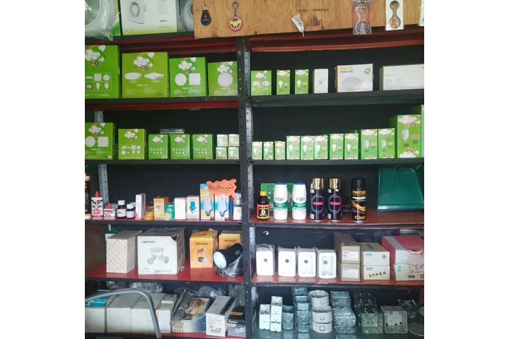 VENTA DE ALMACEN DE FERRETERIA image 3