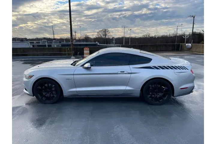 $14000 : Ford Mustang 2015 GT Premium image 4