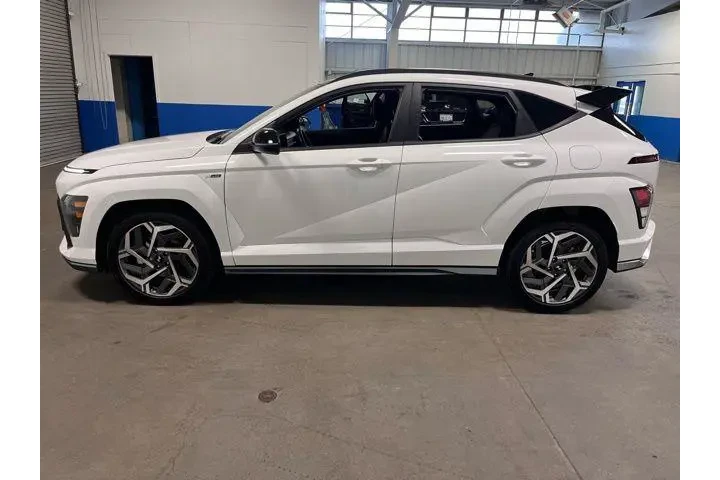$23580 : Hyundai KONA 2024 N Line 4dr image 6