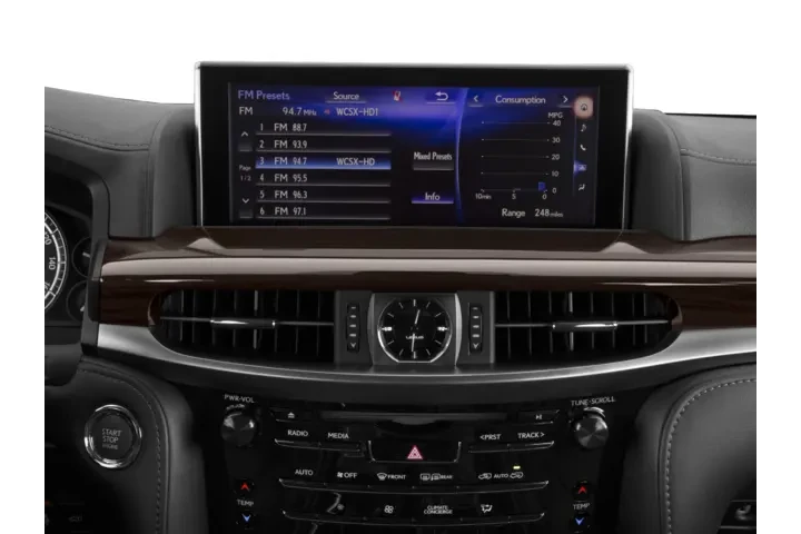 $48990 : 2017 LX 570 image 10