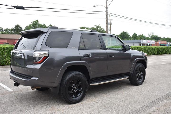 2019 4Runner SR5 Premium image 10