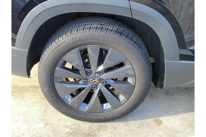 $17977 : Volkswagen Taos 2023 S 4dr S image 10